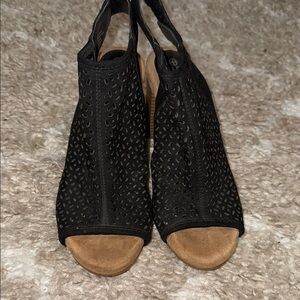 Elegant Black Women's Sandals